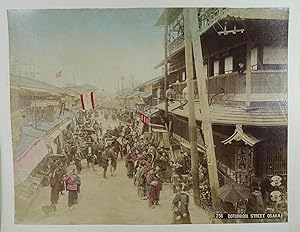 Dotonbori Street Osaka. Originalfotografie (Albumin auf Karton mit mit einbelichtetem Bildtitel u...