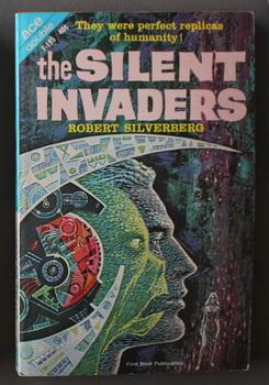 Immagine del venditore per The Silent Invaders / Battle on Venus (Vintage Ace Double, F-195 ) venduto da Comic World