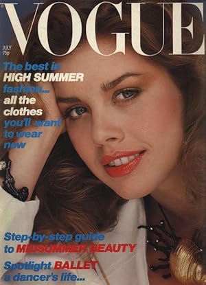 Imagen del vendedor de VOGUE, GB, July 1979. The best in High Summer fashion. all the clothes youll want to wear now. Step-by-step guide to Midsummer Beauty. Spotlight Ballet a dancers life. a la venta por Antiquariat Bookfarm