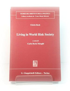 Immagine del venditore per Living in World Risk Society venduto da PsychoBabel & Skoob Books