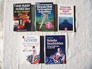 Bild des Verkufers fr Konvolut mit fnf Bcher (Paket Literatur): 1. In einer dunklen Zeit ; 2. Harriet - sanfte Siegerin ; 3. Das Vermchtnis der Landowers ; 4. Die letzten Tage des Sommers ; 5. Rokoko-Geschichten - Sieben Erzhlungen aus alter Zeit zum Verkauf von Versandantiquariat Manuel Weiner