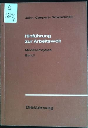 Immagine del venditore per Hinfhrung zur Arbeitswelt: Modell-Projekte, Band 1. Serienfertigung als Problem./ Bild und Gesellschaft, Ausbildung und Berufsarbeit. Diesterwegs Rote Reihe. venduto da books4less (Versandantiquariat Petra Gros GmbH & Co. KG)