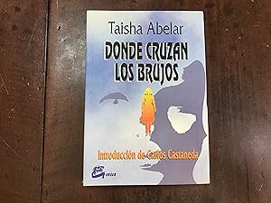 Seller image for Donde cruzan los brujos for sale by Kavka Libros