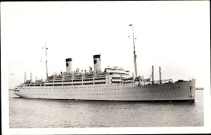 Foto Ansichtskarte / Postkarte Dampfer MS Italia der Hapag im Hamburger Hafen