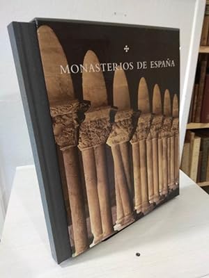 Imagen del vendedor de Monasterios de Espaa a la venta por Libros Antuano
