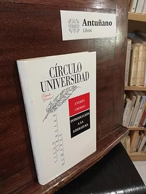 Imagen del vendedor de Introduccin a la literatura a la venta por Libros Antuano
