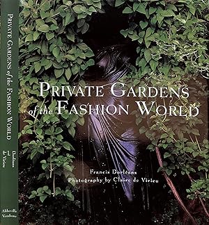 Bild des Verkufers fr Private Gardens Of The Fashion World zum Verkauf von The Cary Collection