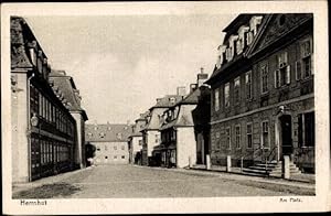 Imagen del vendedor de Ansichtskarte / Postkarte Herrnhut in der Oberlausitz, Am Platz, Straenpartie a la venta por akpool GmbH