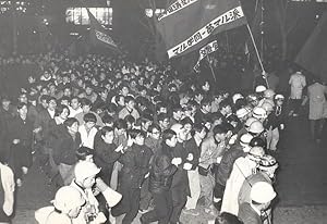 Demonstration against USS Entreprise call in Tokyo Japan old Photo 1968