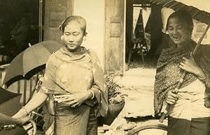 Indochina Laos Luang Prabang Lady Fashion Old Amateur Snapshot Photo 1930