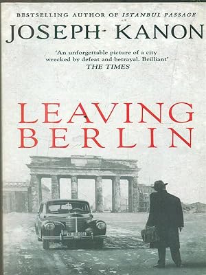 Immagine del venditore per Leaving Berlin, English edition venduto da Librodifaccia