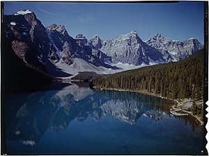 Office du Tourisme Canadien (Collection of 20 original slides and color transparencies documentin...