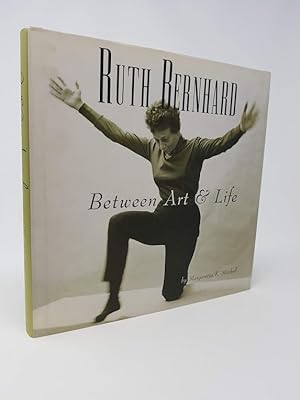 Bild des Verkufers fr Ruth Bernhard: Between Art & Life zum Verkauf von Munster & Company LLC, ABAA/ILAB