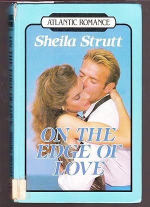 Imagen del vendedor de On the Edge of Love [ Large Print ] a la venta por Laura Books