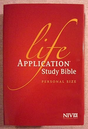 Bild des Verkufers fr Life Application Study Bible, Personal Size, New International Version zum Verkauf von Book Nook