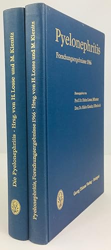 Imagen del vendedor de Die Pyelonephritis. Geleitwort von W. H. Hauss. Mit 242 Abbildungen, 94 Tabellen (Und) : Pyelonephritis. Forschungsergebnisse 1966. 243 Abbildungen in 266 Einzeldarstellungen, 94 Tabellen. a la venta por Antiquariat Heiner Henke