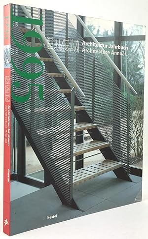 Bild des Verkufers fr Architektur Jahrbuch 1995. Mit Beitrgen von Evelyn Hils-Brockhoff, Gnther Moewes, Wolfgang Pehnt, Ansgar Steinhausen, Klaus Tpfer, Martin Wentz und Ingrid Wiesenmayer und Baukritiken von Hubertus Adam u. a. zum Verkauf von Antiquariat Heiner Henke