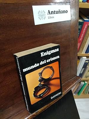 Imagen del vendedor de Enigmas mundo del crimen a la venta por Libros Antuano