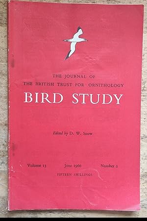 Immagine del venditore per Bird Study : The Journal of the British Trust for Ornithology Volume 13 June 1966 Number 2 / J C Coulson "The movements of the Kittiwake" / T Royama "A re-interpretation of courtship feeding" / R K Murton "The foods of the Rock Dove and Feral Pigeon" / Peter Davis "The movements of Pied Wagtails as shown by ringing" / Ian Prestt and D H Mills "A census of the Great Crested Grebe in Britain 1965" / D C Steel "The survival of Mute Swan cygnets" / W R P Bourne "The plumage of the Fulmars of St Kilda in July" venduto da Shore Books