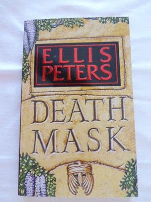 Bild des Verkufers fr Death Mask. Fiction / Crime. Paperback zum Verkauf von Deichkieker Bcherkiste