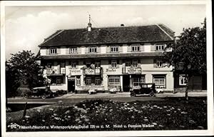 Bild des Verkufers fr Ansichtskarte / Postkarte Dobel im Nordschwarzwald, Hotel u. Pension Wacker, Straenansicht, Autos zum Verkauf von akpool GmbH