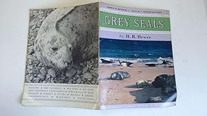 Image du vendeur pour Grey seals (Animals of Britain series;no.7) mis en vente par Goldstone Rare Books