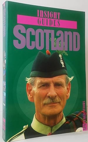 Imagen del vendedor de Insight Guides: Scotland a la venta por Stephen Peterson, Bookseller