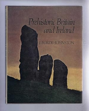 Immagine del venditore per Prehistoric Britain and Ireland venduto da Bailgate Books Ltd