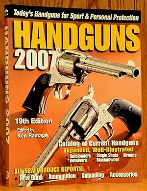Imagen del vendedor de Handguns 2007 19th Edition a la venta por Schroeder's Book Haven