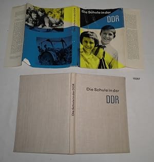 Imagen del vendedor de Die Schule in der Deutschen Demokratischen Republik a la venta por Versandhandel fr Sammler