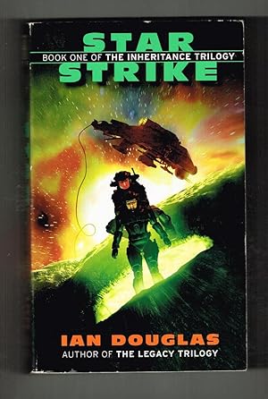 Bild des Verkufers fr Star Strike (The Inheritance Trilogy, Book 1) zum Verkauf von Ray Dertz