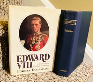 Seller image for EDWARD VIII for sale by Henry E. Lehrich