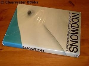 Immagine del venditore per Snowdon. A Photographic Autobiography. Lavishly illustrated with his photographs, mostly black-and-white. venduto da Clearwater Books