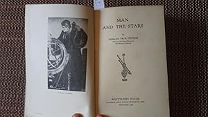 Bild des Verkufers fr Man and the stars. zum Verkauf von Librera "Franz Kafka" Mxico.