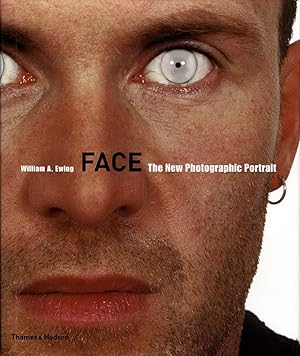 Immagine del venditore per Face: The New Photographic Portrait venduto da Vincent Borrelli, Bookseller