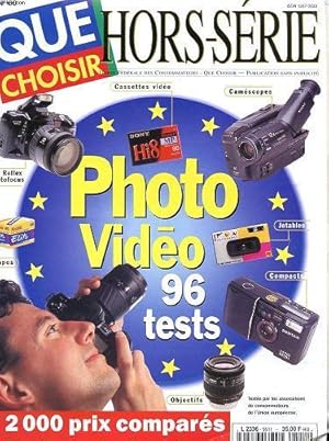 Image du vendeur pour REVUE QUE CHOISIR ? - HORS SERIE - N60 - REFLEX AUTOFOCUS - DIAPOS - CASETTES VIDEO - CAMESCOPES - JETABLES - COMPACTS - OBEJECTIF - 2000 PRIX COMPARES : OU ACHETER EN EUROPE ? mis en vente par Le-Livre