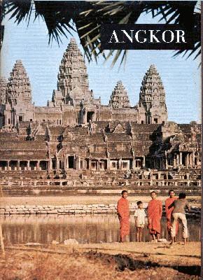 Bild des Verkufers fr Angkor. Die vergessene Tempelstadt im Urwald. zum Verkauf von Galerie Joy Versandantiquariat  UG (haftungsbeschrnkt)