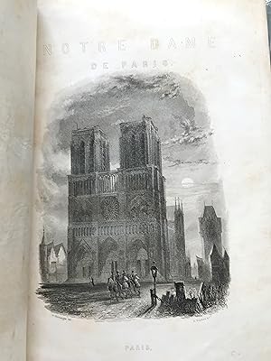 NOTRE DAME DE PARIS