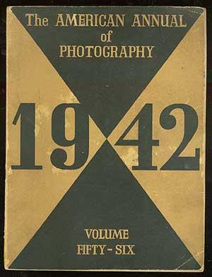 Bild des Verkufers fr American Annual of Photography 1942 Volume Fifty-Six zum Verkauf von Between the Covers-Rare Books, Inc. ABAA