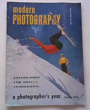 Bild des Verkufers fr Modern Photography (January 1951) Magazine zum Verkauf von Bloomsbury Books