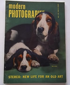 Bild des Verkufers fr Modern Photography (July 1951) Magazine zum Verkauf von Bloomsbury Books