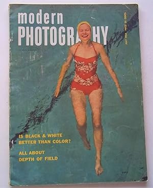 Image du vendeur pour Modern Photography (July 1952) Magazine mis en vente par Bloomsbury Books