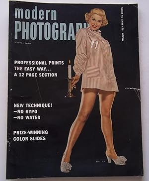 Image du vendeur pour Modern Photography (March 1953) Magazine mis en vente par Bloomsbury Books