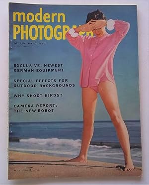 Image du vendeur pour Modern Photography (July 1954) Magazine mis en vente par Bloomsbury Books