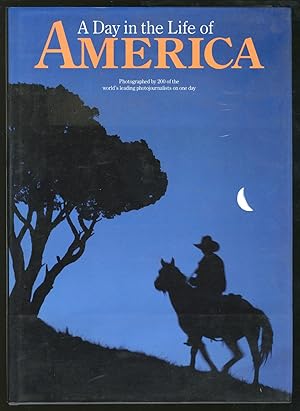 Bild des Verkufers fr A Day In The Life Of America zum Verkauf von Between the Covers-Rare Books, Inc. ABAA