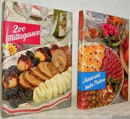 Imagen del vendedor de 2 Bnde.200 Mittagessen. Mens fr jede Jahreszeit, fr einfache und grssere Ansprche, mit und ohne Fleisch. Rund 1000 Rezepte, reich illustriert.Salate und kalter Platten.Wie man Gastfreundschaft richtig pflegt. Das Konservieren der Nahrungsmittel. Dit. a la venta por Bouquinerie du Varis