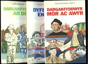 Image du vendeur pour Cyfres Enwogion y Byd 1-3 : Darganfyddwyr Ar Dir, Darganfyddwyr Mor Ac Awyr, Dyfeiswyr Enwog mis en vente par Lazy Letters Books