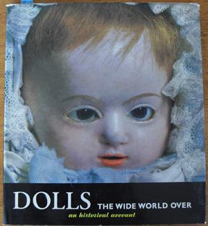 Immagine del venditore per Dolls The Wide World Over venduto da Reading Habit