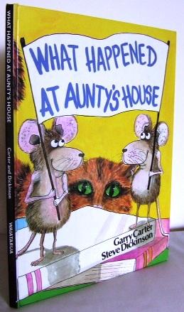 Bild des Verkufers fr What happened at Aunty's House zum Verkauf von Mad Hatter Books