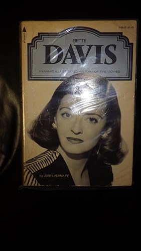 Bild des Verkufers fr Bette Davis Pyramid Illustrated History of The Movies zum Verkauf von Bluff Park Rare Books